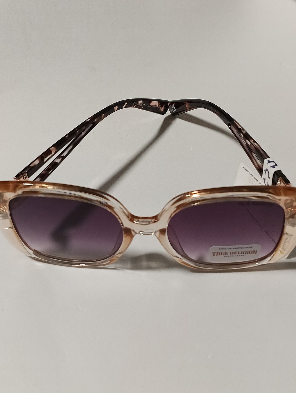 True Religion Women's Pink Gradient Lens Sunglasses New With Tag.